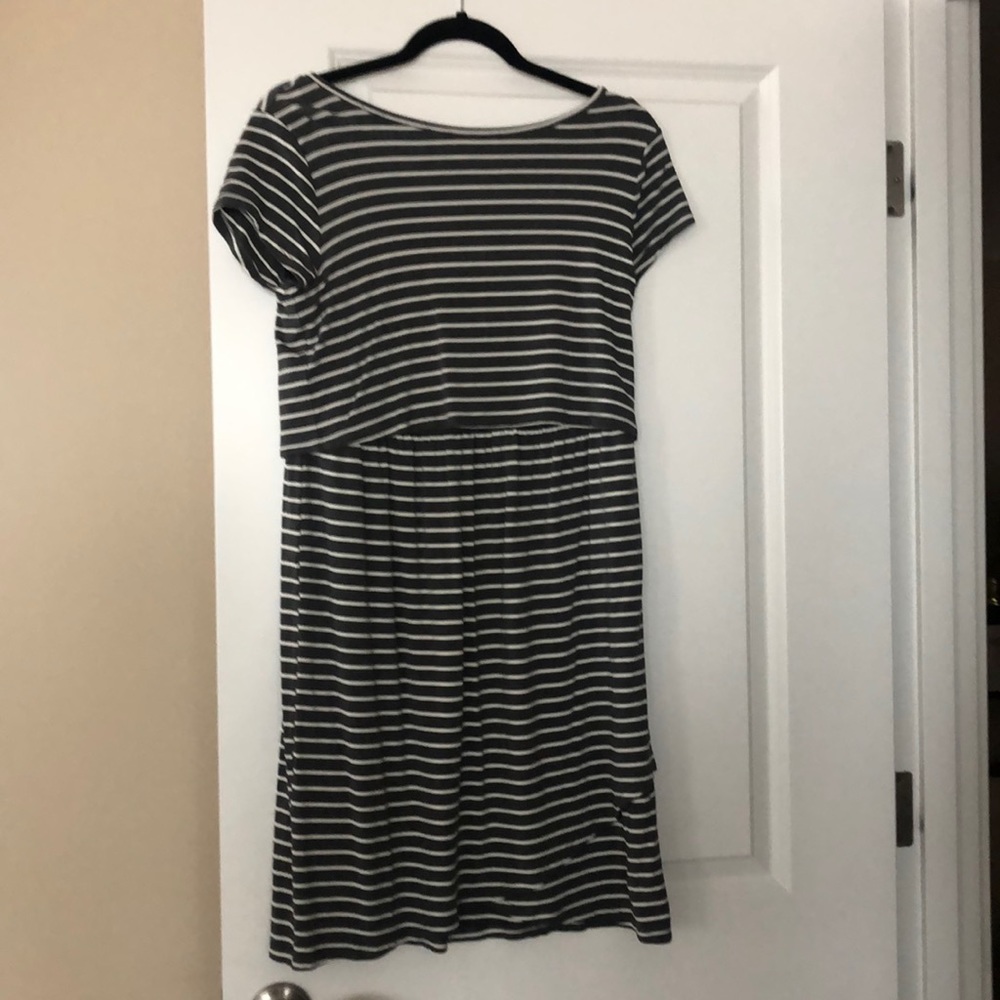 Gap Maternity nursing dress